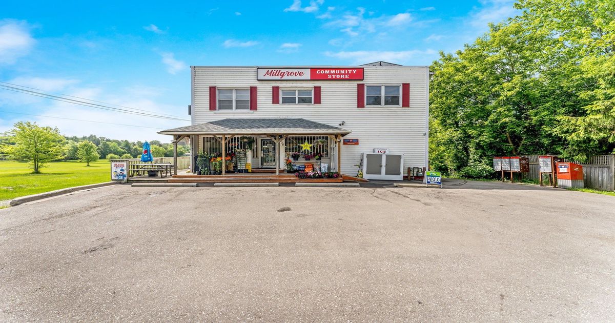 338 5 Concession W Hamilton
