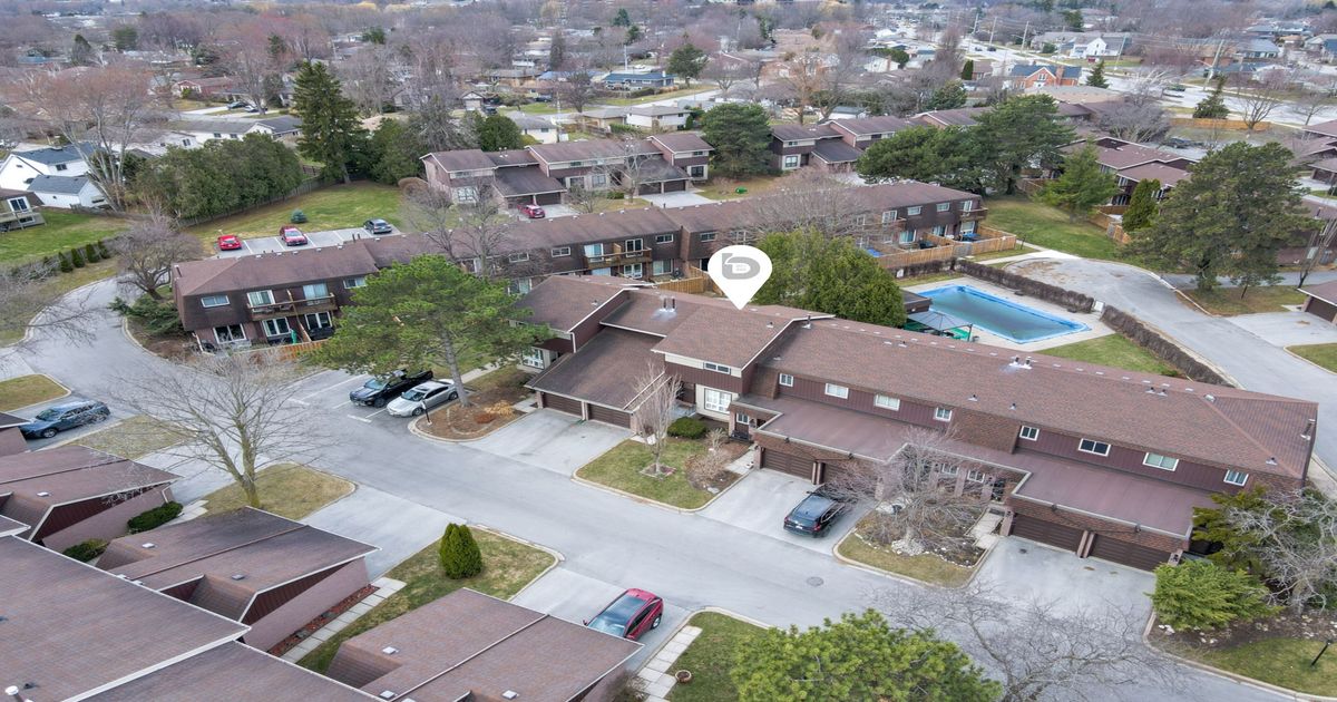 122 Lakeshore Road St. Catharines