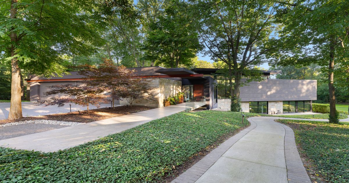 250 Canboro Road Pelham