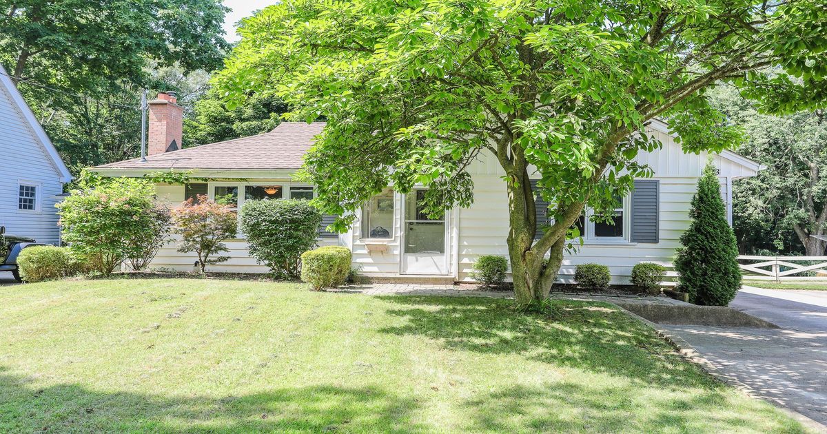 413 Byron Boulevard London