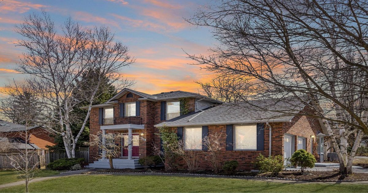 319 Lloyminn Avenue Hamilton