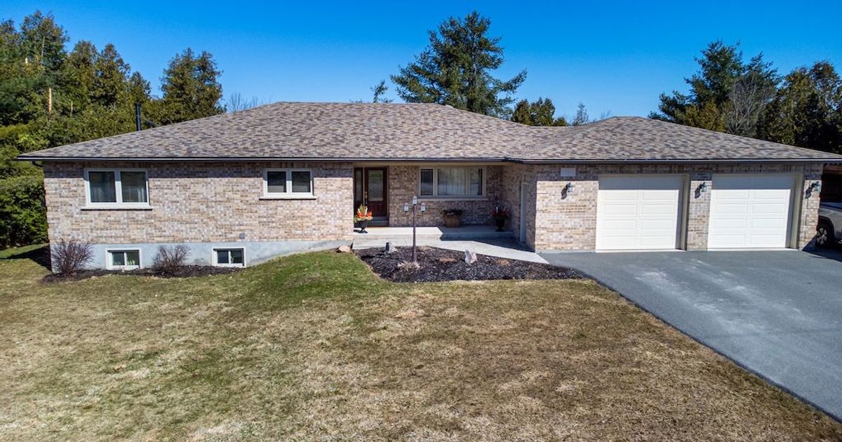 1744 Barton Drive Selwyn