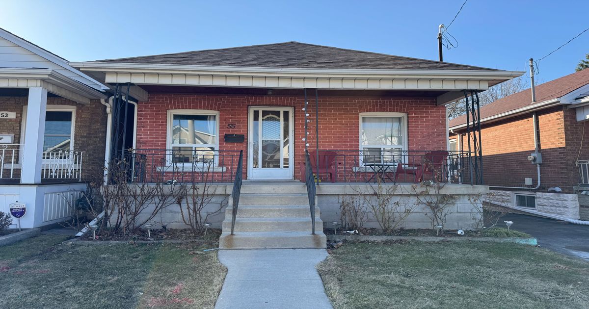 55 Connaught Avenue N Hamilton