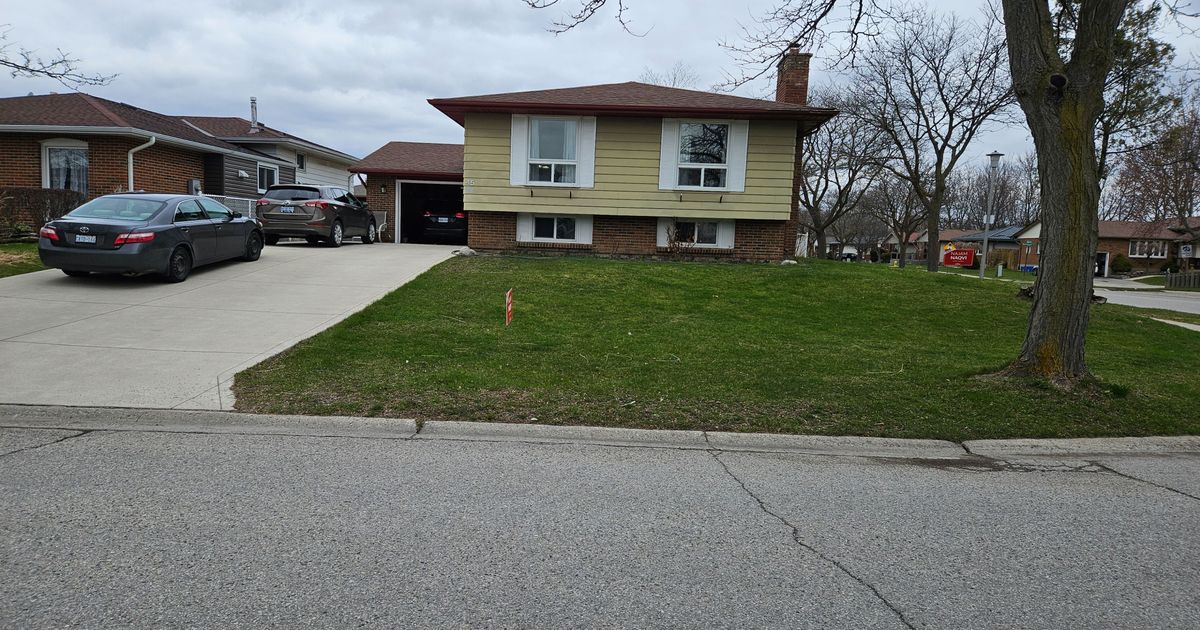 45 Locust Crescent London South