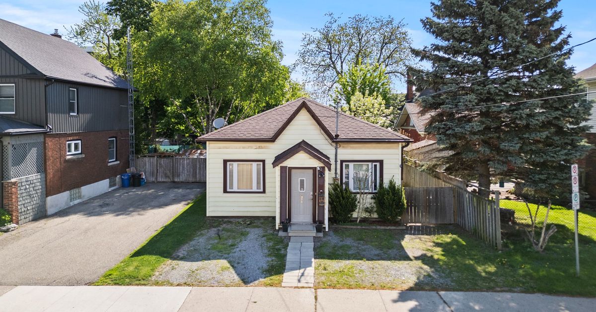 4774 Saint Clair Avenue Niagara Falls