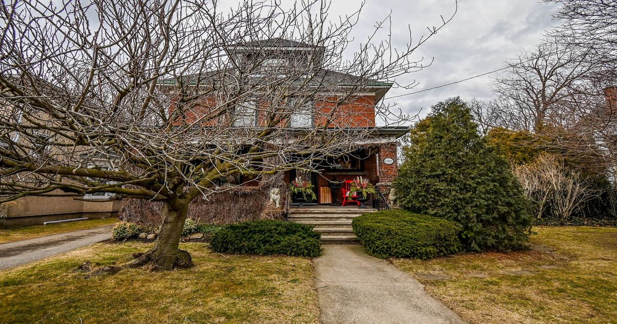 6107 Barker Street Niagara Falls