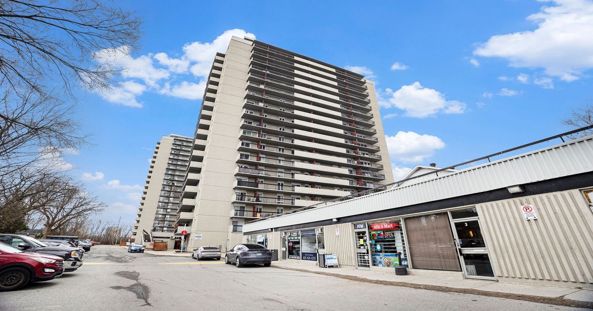 158B McArthur Avenue Vanier and Kingsview Park