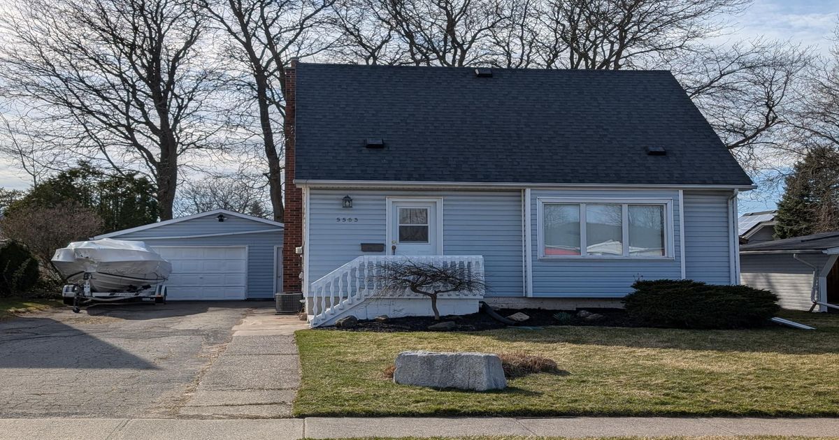5563 Hillsdale Avenue Niagara Falls