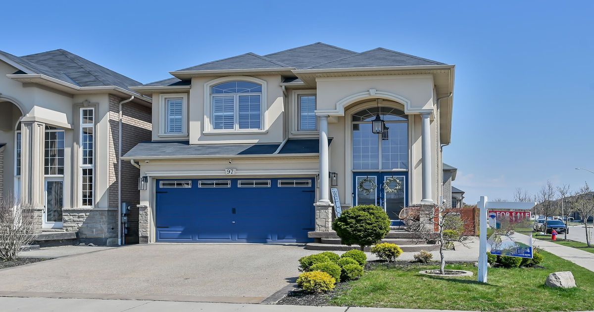 97 Chartwell Circle Hamilton