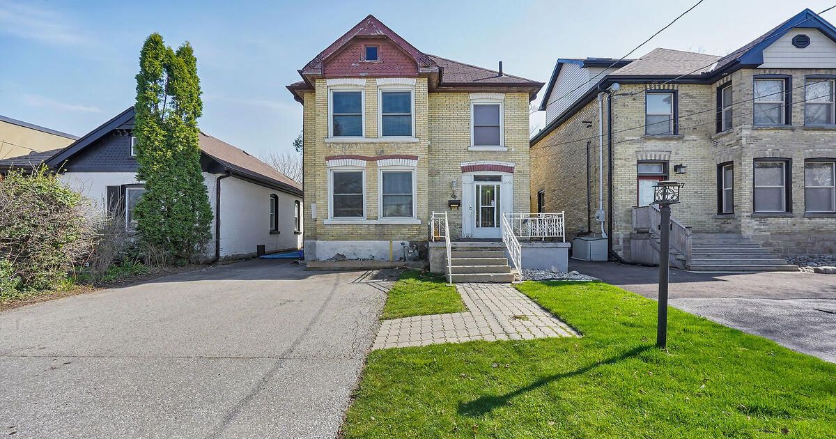 69 Briscoe Street E London South