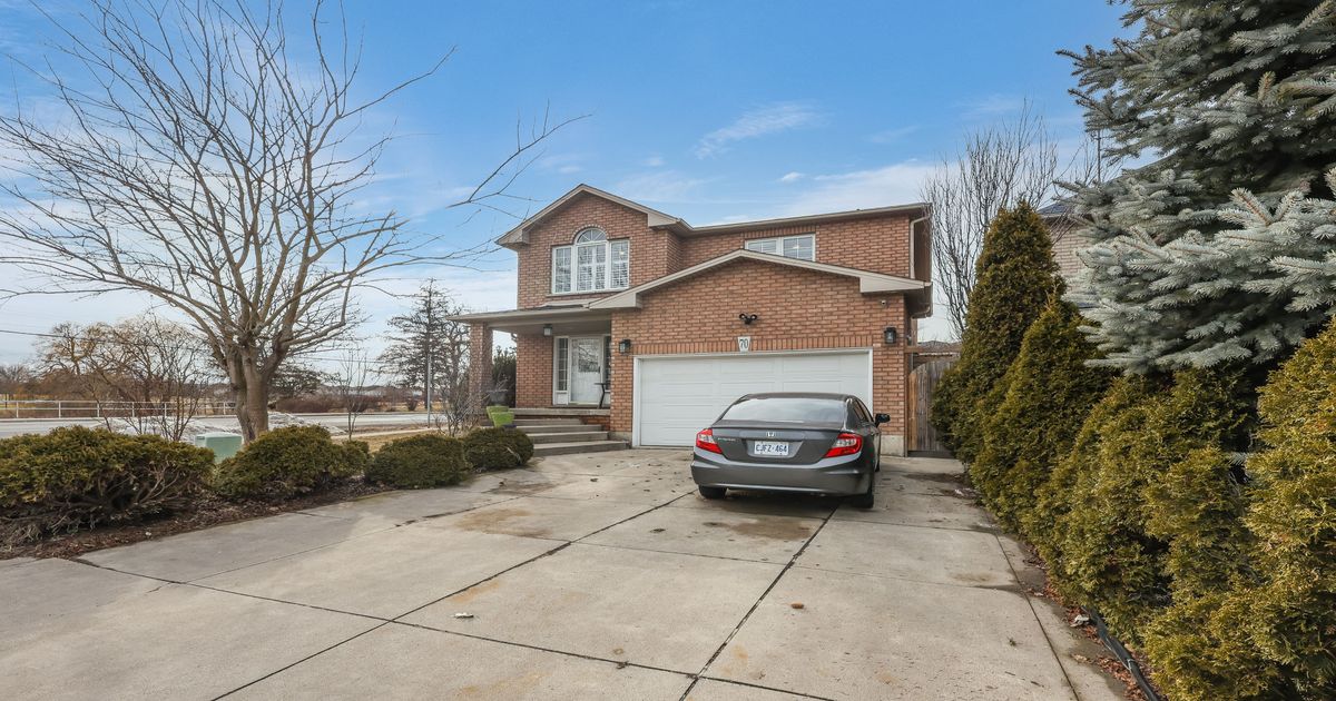 70 Massena Drive Hamilton