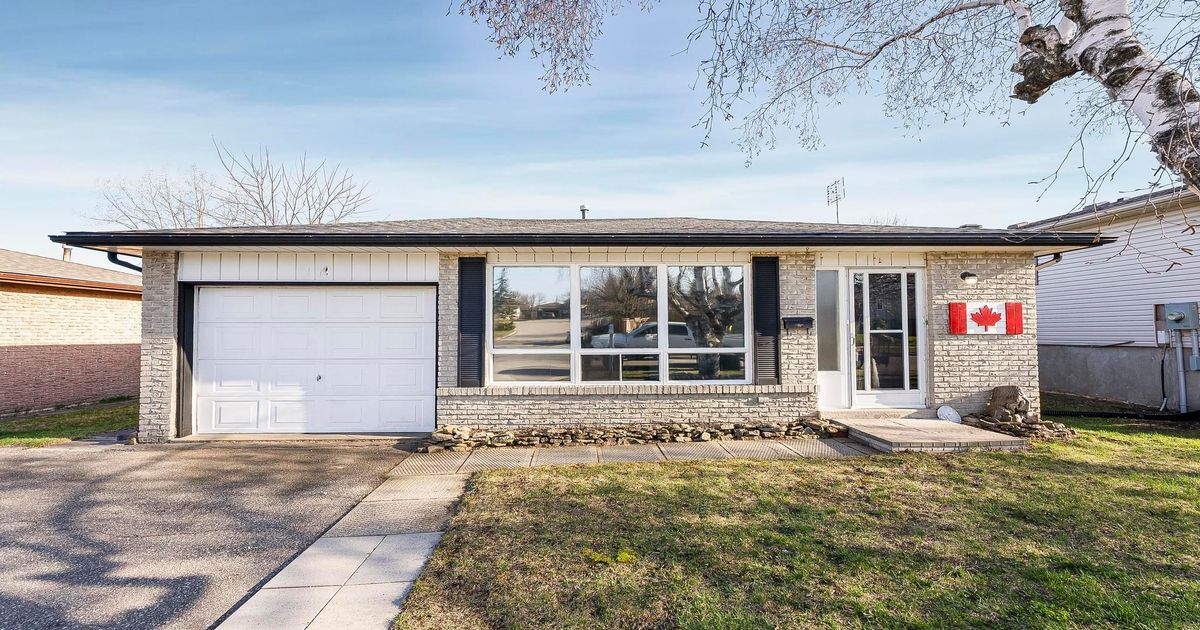82 Hahn Avenue Cambridge