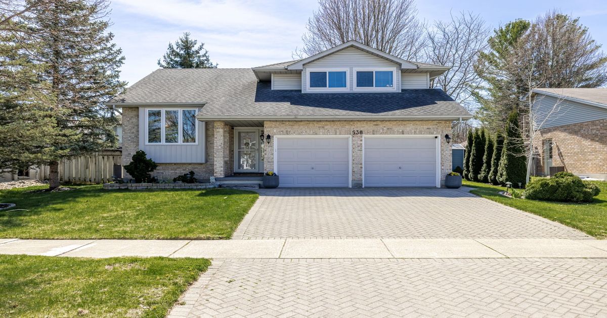 538 Ambleside Drive London North