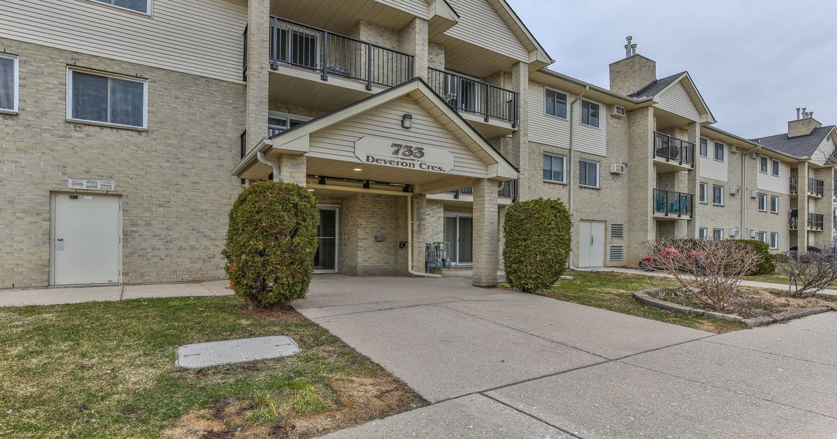 733 Deveron Crescent London South