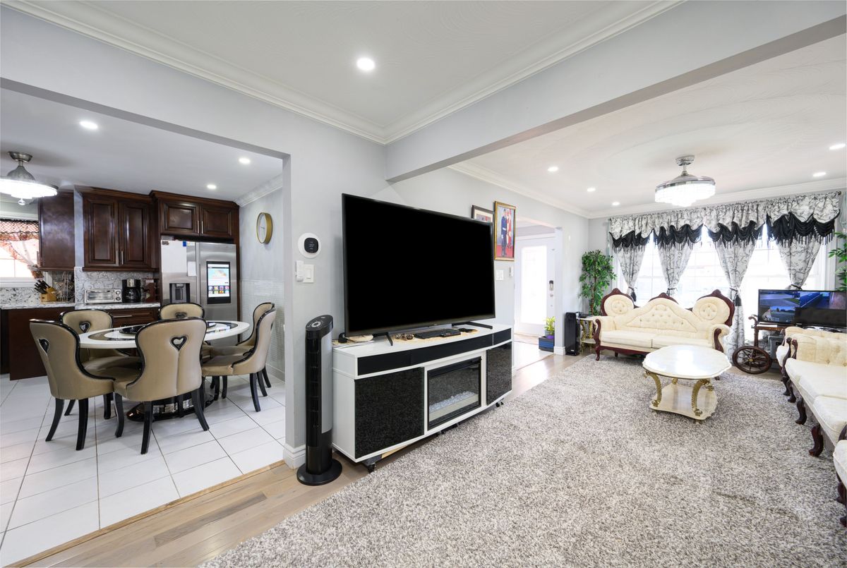 img-gallery