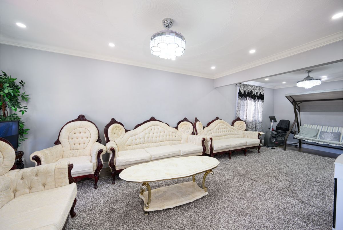 img-gallery