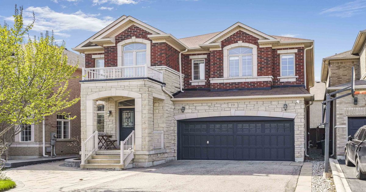 19 Mcknight Avenue Hamilton