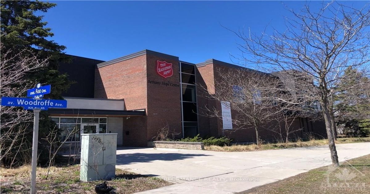820 Woodroffe Avenue Britannia Heights - Queensway Terrace N and Area