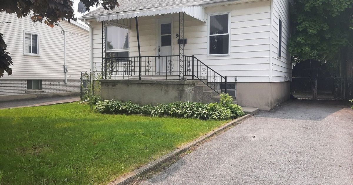 84 Carleton Street Kingston
