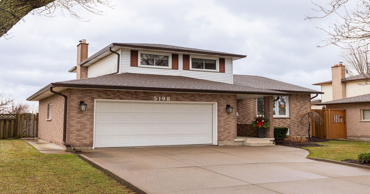 5198 Valley View Crescent Niagara Falls