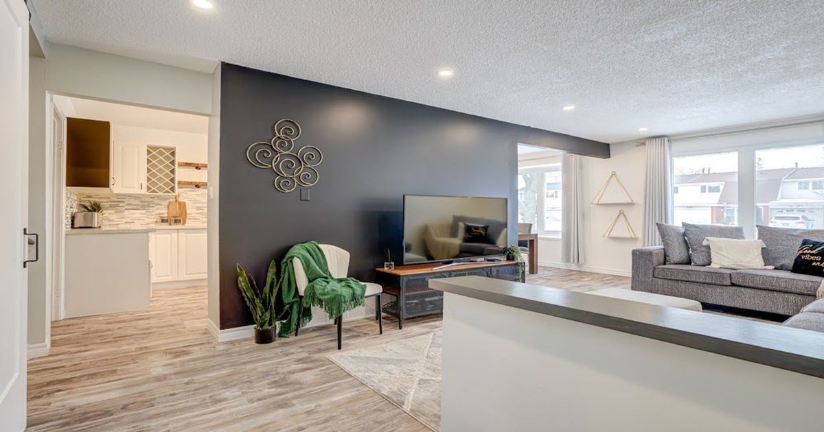 141 St. Andrews Drive Hamilton