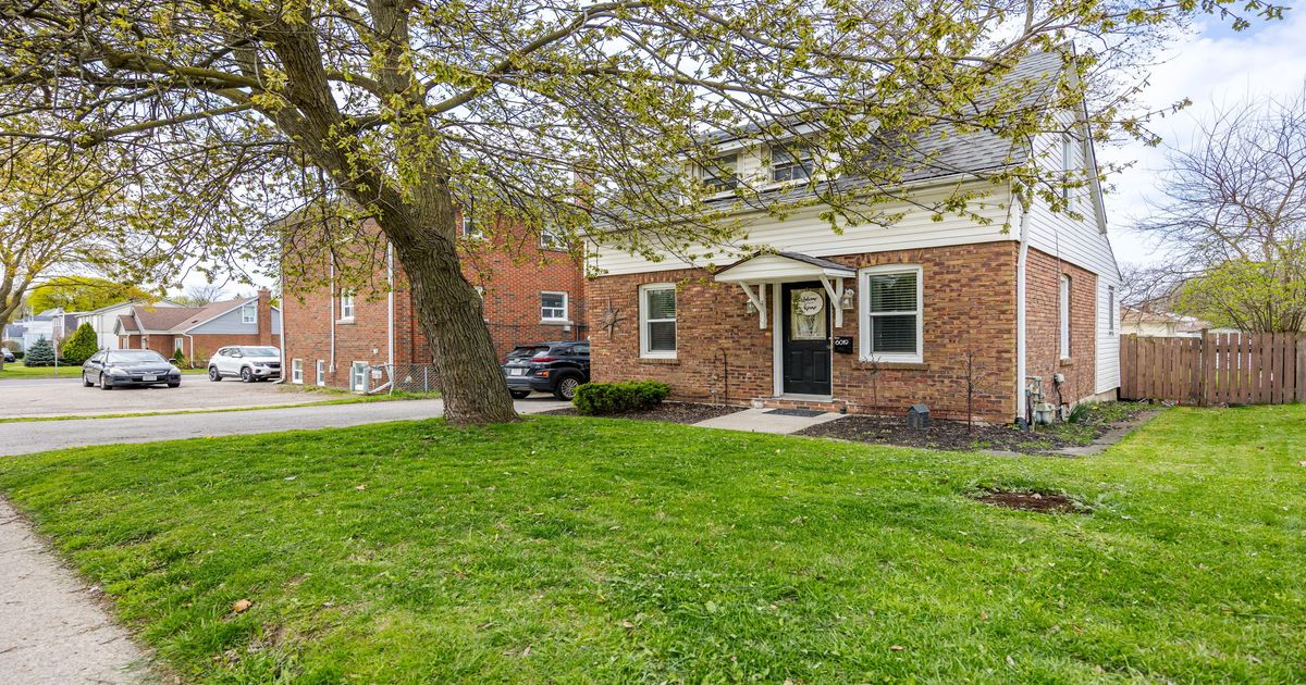 6019 Dorchester Road Niagara Falls
