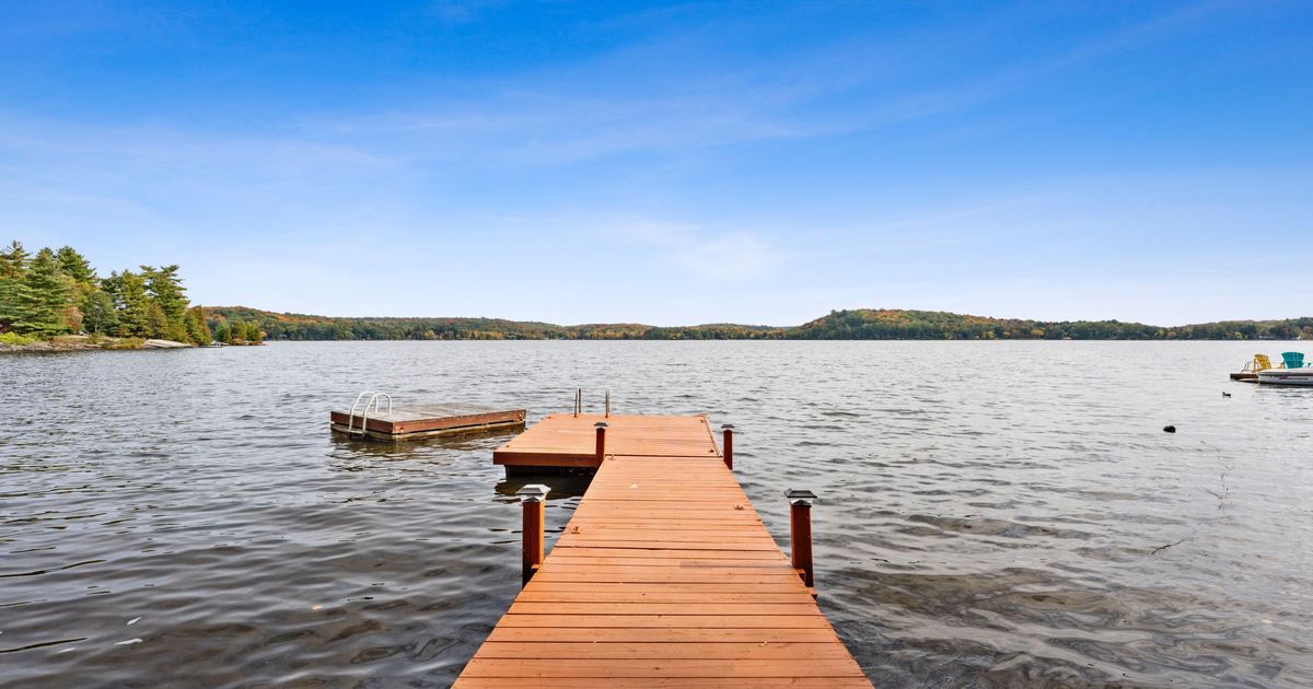 1464 North Shore Road Muskoka Lakes