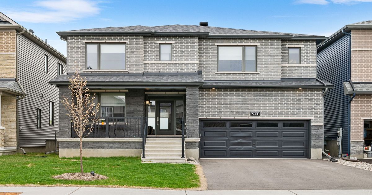 934 Lakeridge Drive Orleans - Cumberland and Area