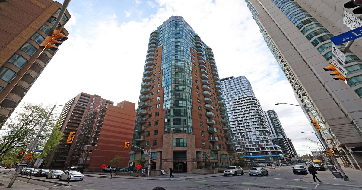 445 Laurier Avenue W Ottawa Centre