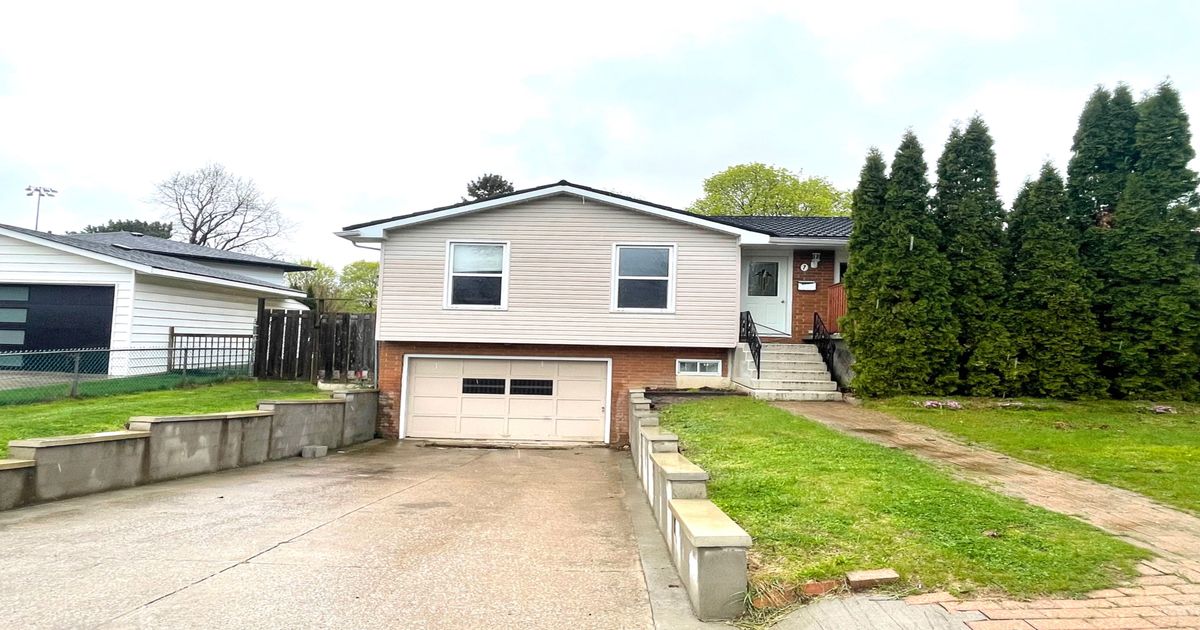 7 GREENMEADOW Court St. Catharines