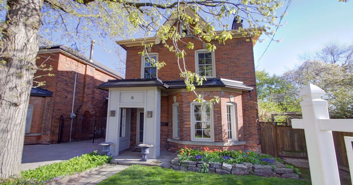 8 Duff Street Hamilton