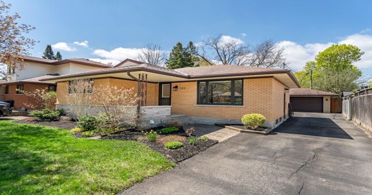 142 Mackay Crescent Waterloo