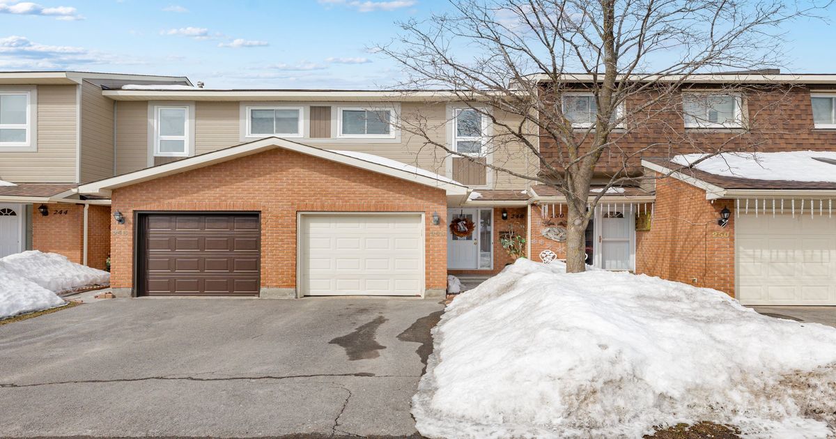 248 Temby Private N/A Hunt Club - South Keys and Area