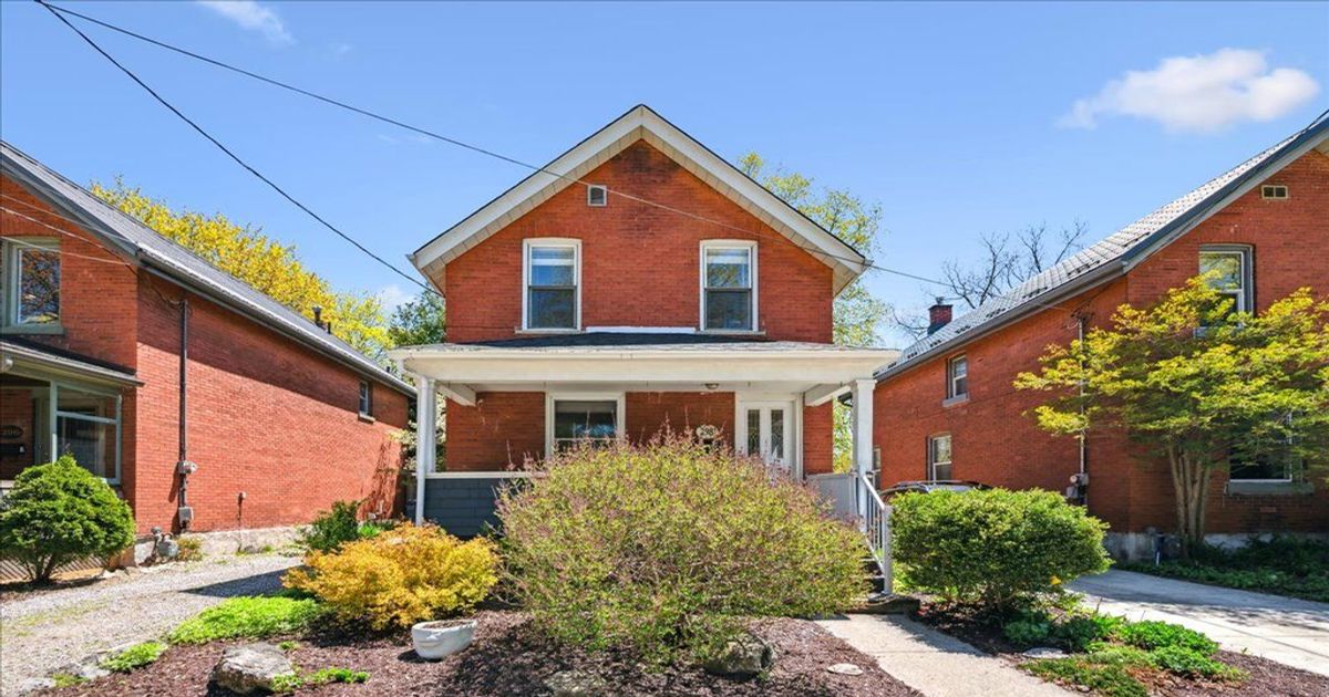 298 Suffolk Street W Guelph