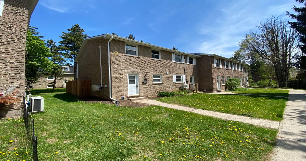 160 Westcourt Place Waterloo