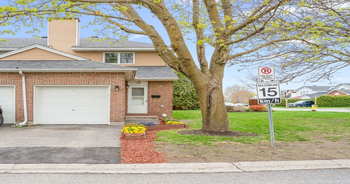 164 Bentbrook Crescent Barrhaven