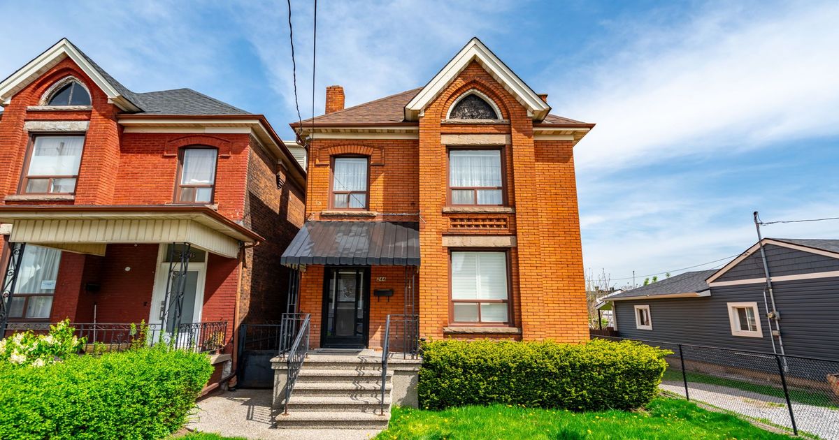 244 HUGHSON Street N Hamilton