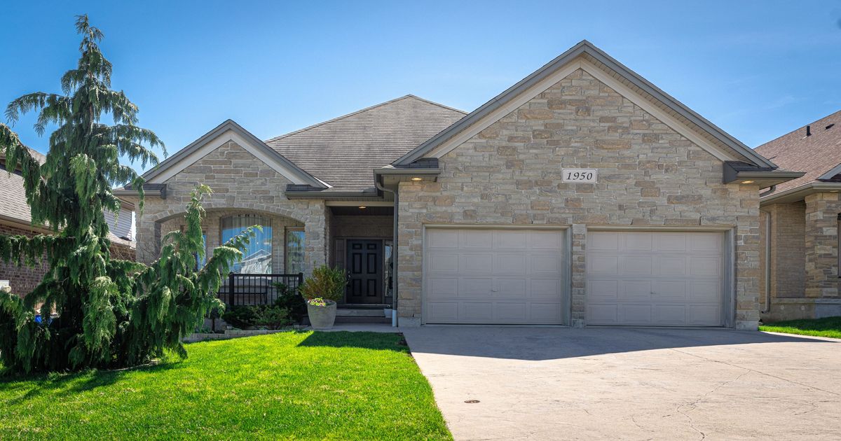 1950 Beaverbrook Avenue London North
