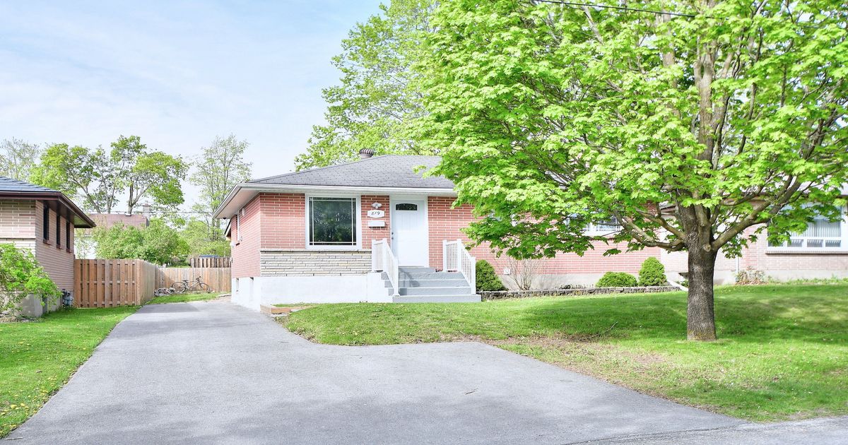 819 Brookdale Crescent Peterborough North