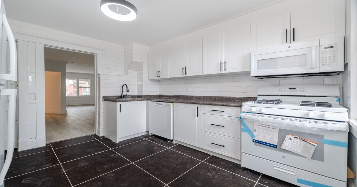 463 Dunsmure Road Hamilton
