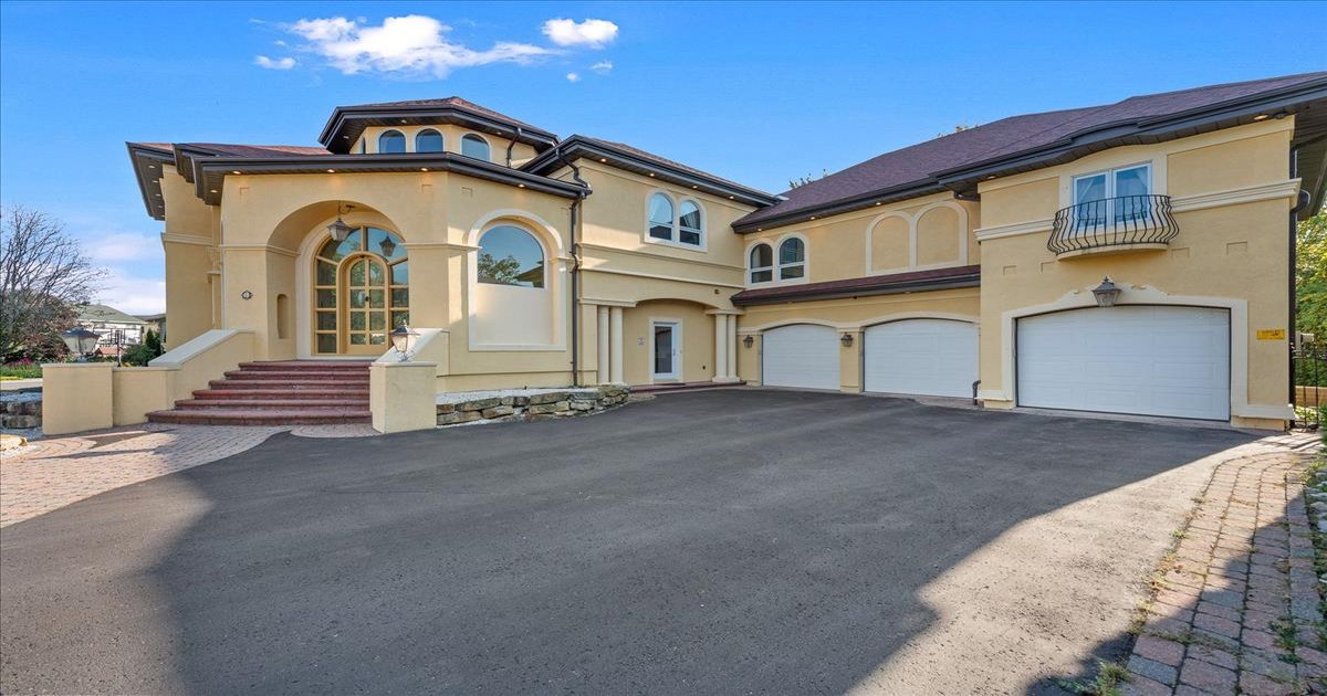 6 Cypress Gardens Stittsville - Munster - Richmond