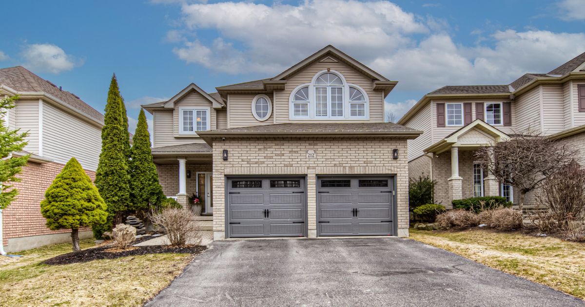 212 Doon Drive S Kitchener