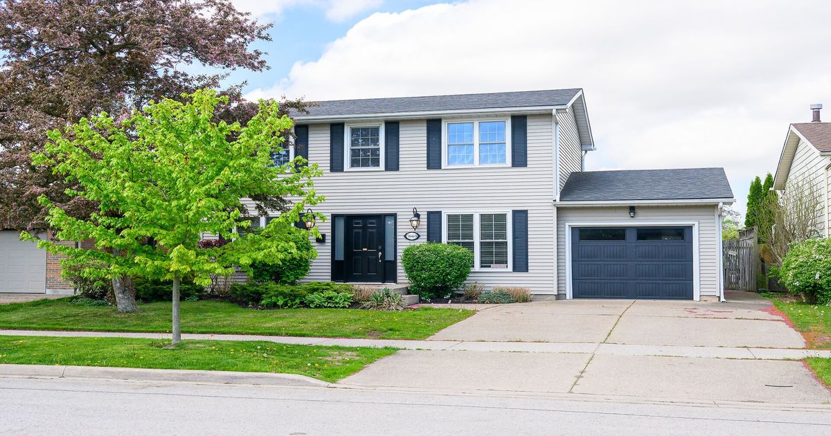 7663 Ronnie Crescent Niagara Falls