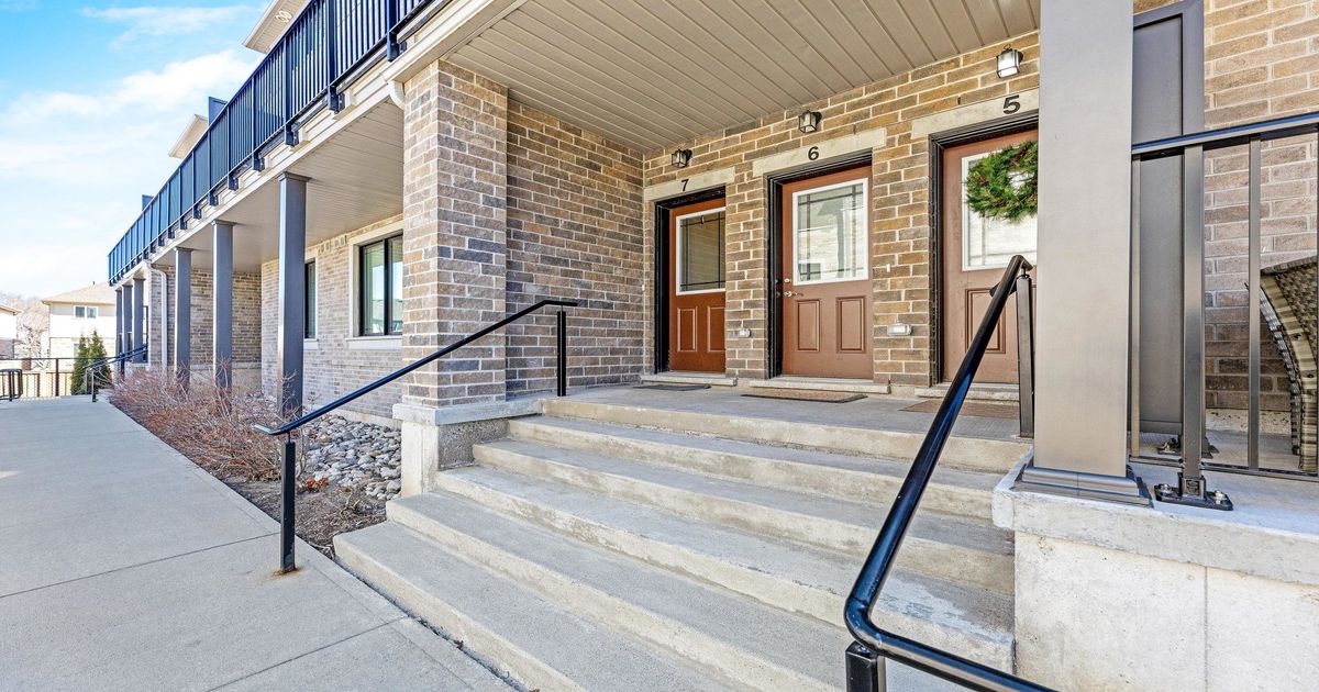 107 Westra Drive Guelph