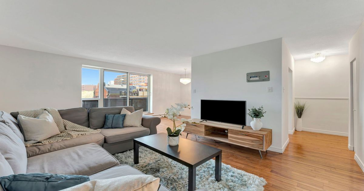 81 CHARLTON Avenue E Hamilton