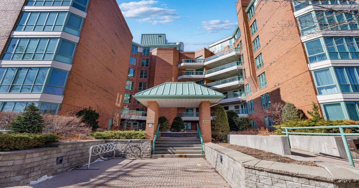 550 Cambridge Street S Dows Lake - Civic Hospital and Area