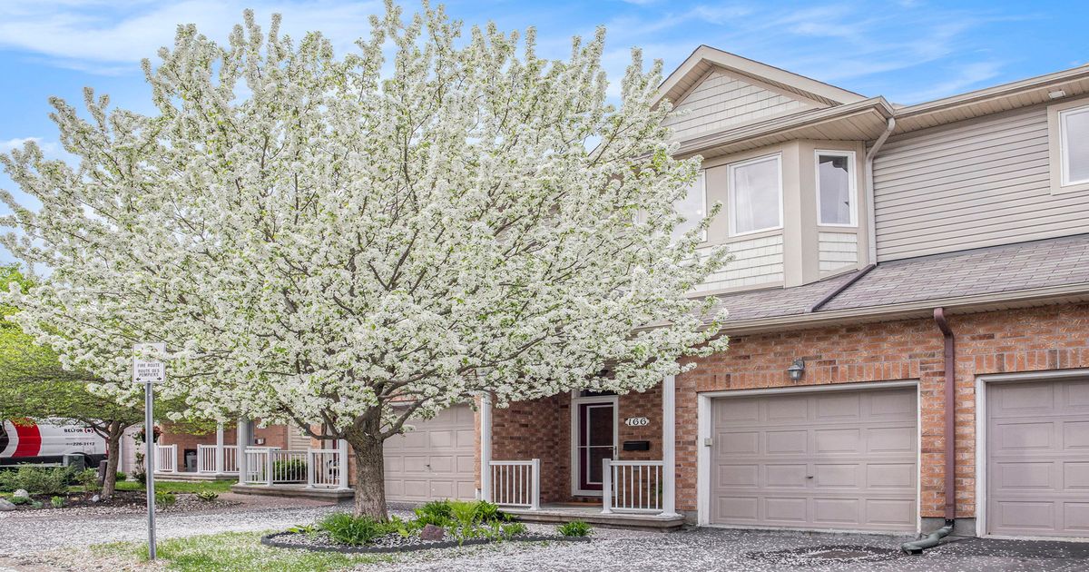 166 Parkrose Private Orleans - Cumberland and Area