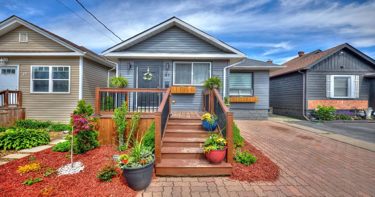 47 Lowell Avenue St. Catharines