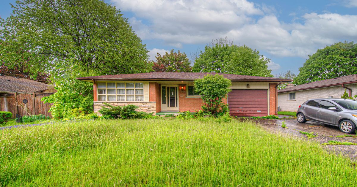 537 Glen Manor Boulevard Waterloo