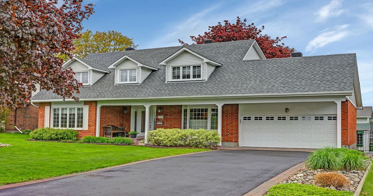 89 Hawk Crescent Hunt Club - Windsor Park Village and Area